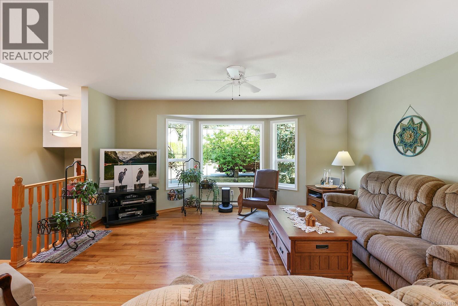 2625 Stewart Ave, Courtenay