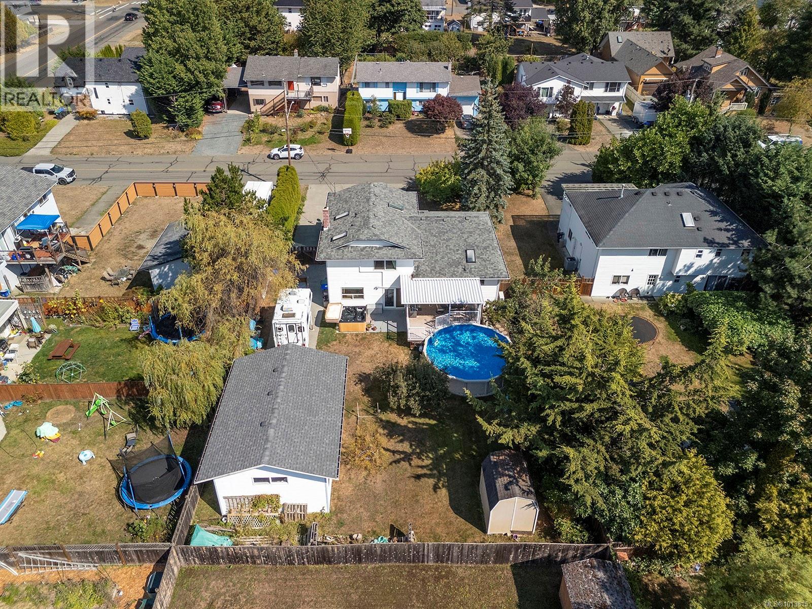 2625 Stewart Ave, Courtenay