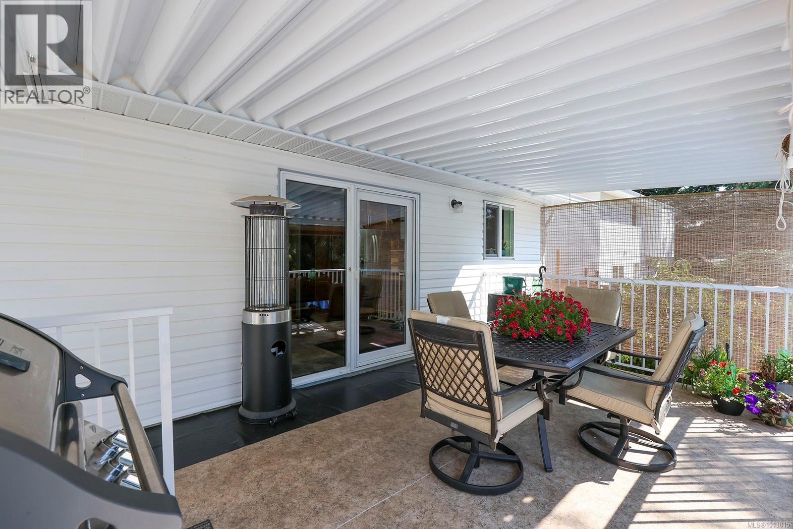 2625 Stewart Ave, Courtenay