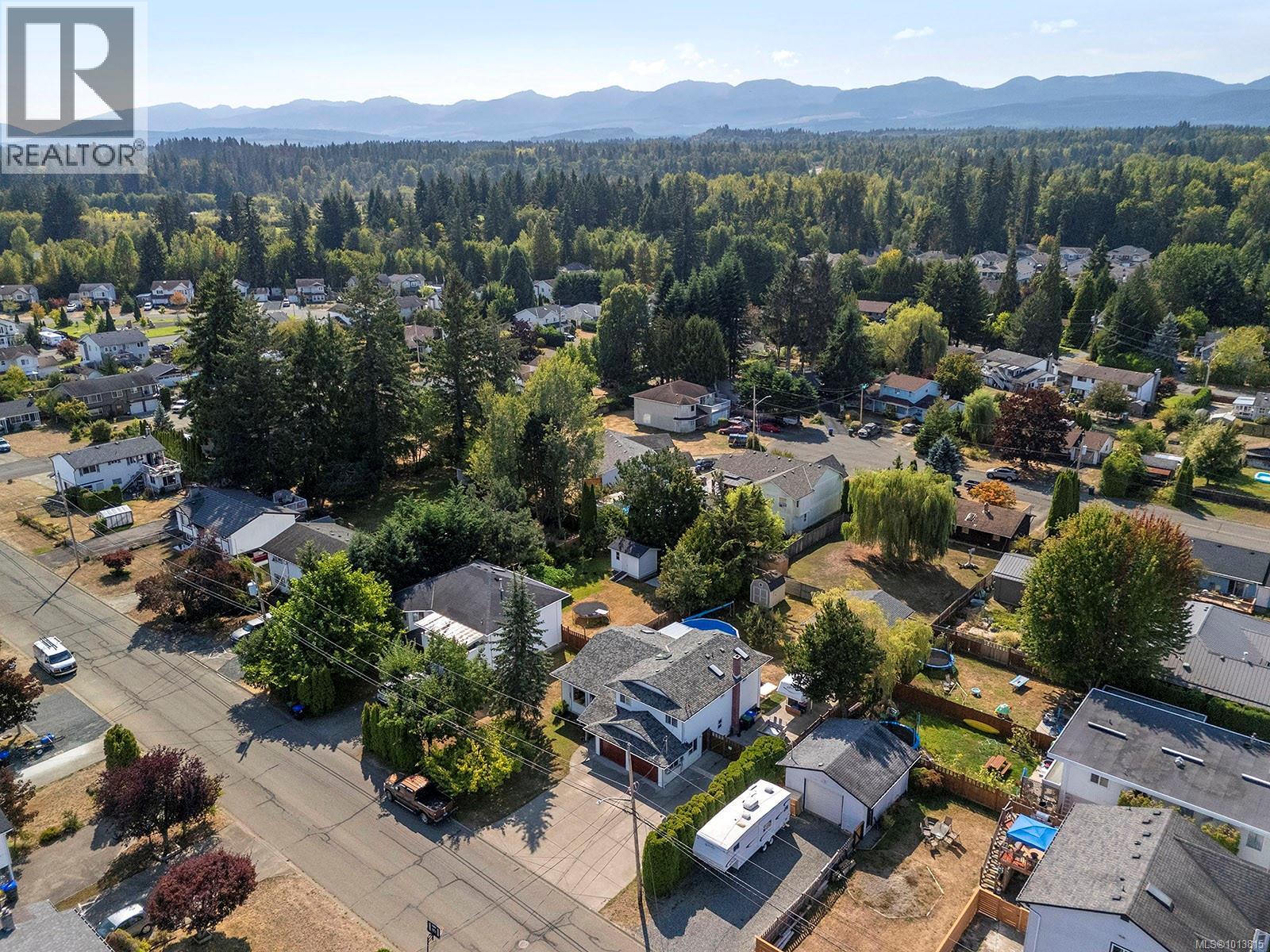 2625 Stewart Ave, Courtenay