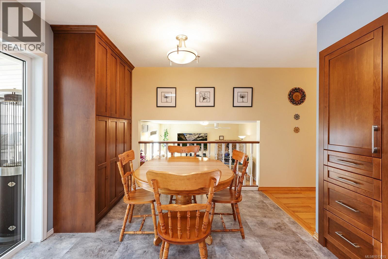 2625 Stewart Ave, Courtenay