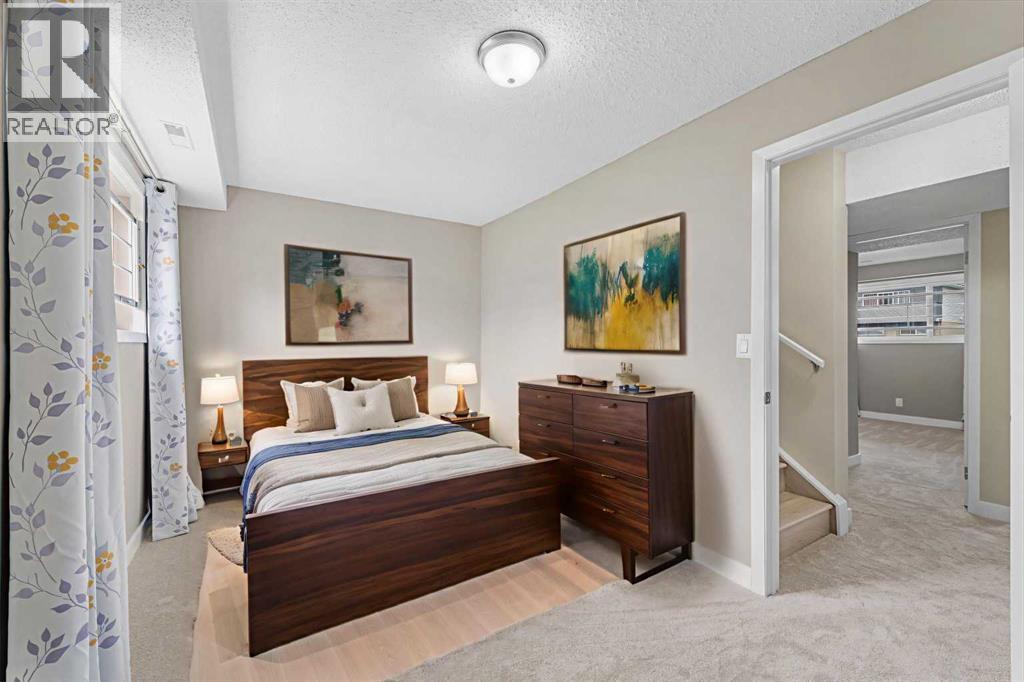 Single Family House Bi-level for Sale in  Doverville Way SE Dover Calgary 