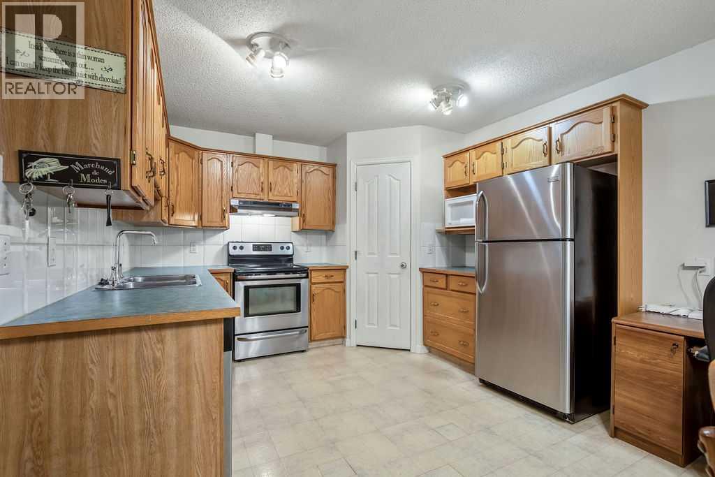 Multi-family House for Sale in /  Street SW Killarney/Glengarry Calgary 