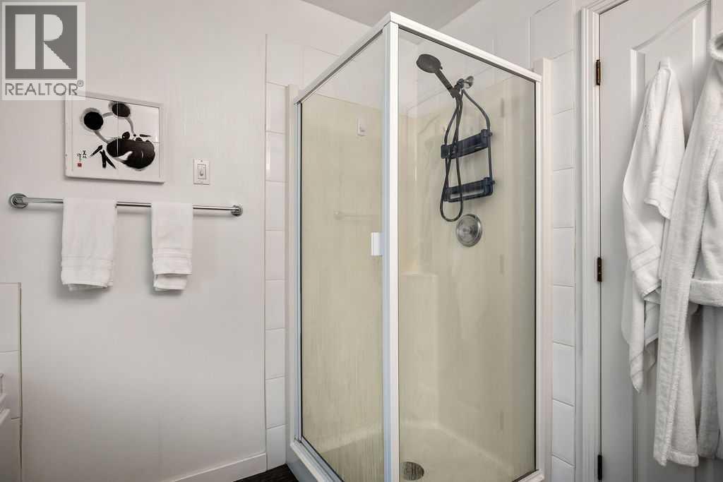 Multi-family House for Sale in /  Street SW Killarney/Glengarry Calgary 