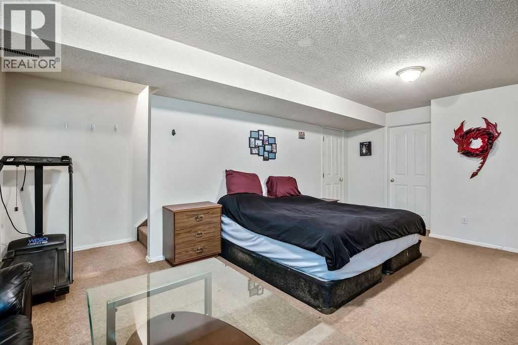 Multi-family House for Sale in /  Street SW Killarney/Glengarry Calgary 