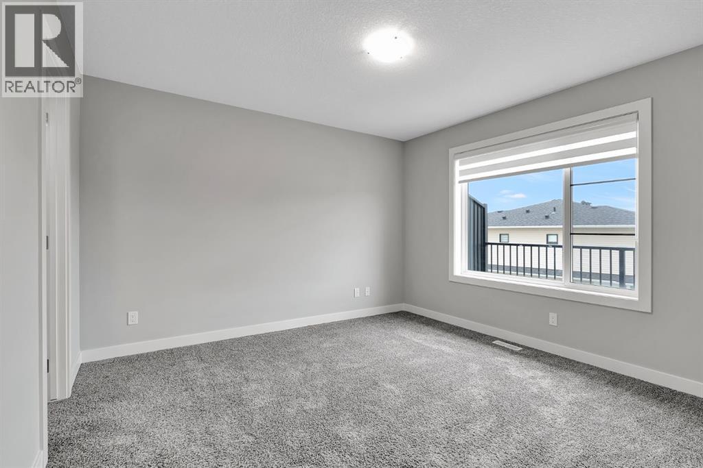 Single Family House for Sale in  Crestbrook Way SW Crestmont Calgary 