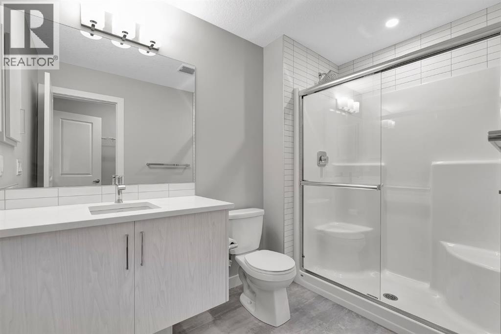 Single Family House for Sale in  Crestbrook Way SW Crestmont Calgary 