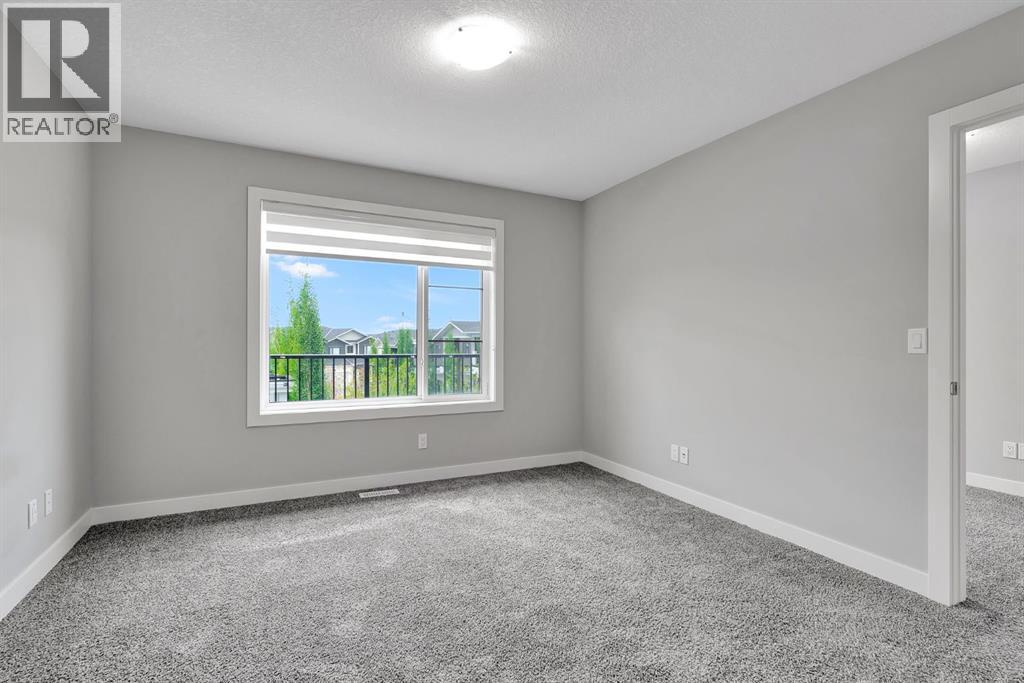 Single Family House for Sale in  Crestbrook Way SW Crestmont Calgary 