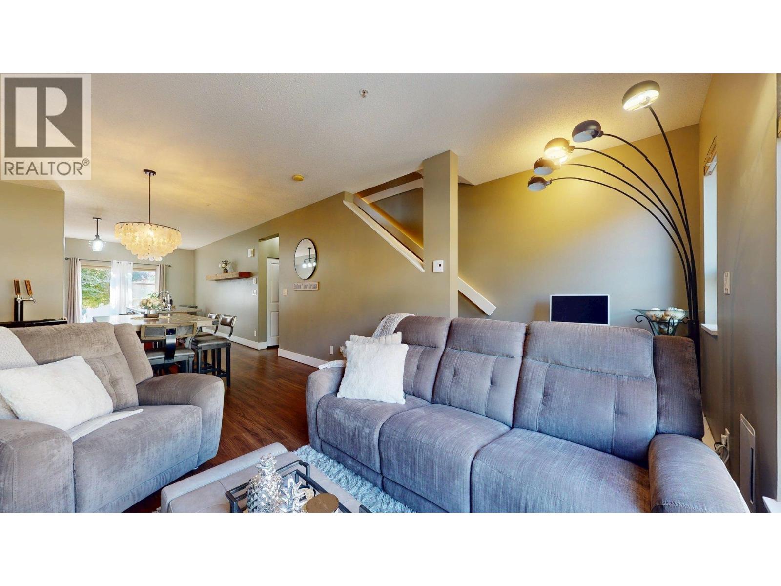 1274 STONEMOUNT PLACE, Squamish