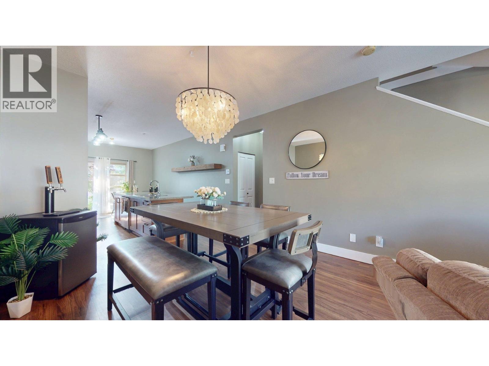 1274 STONEMOUNT PLACE, Squamish