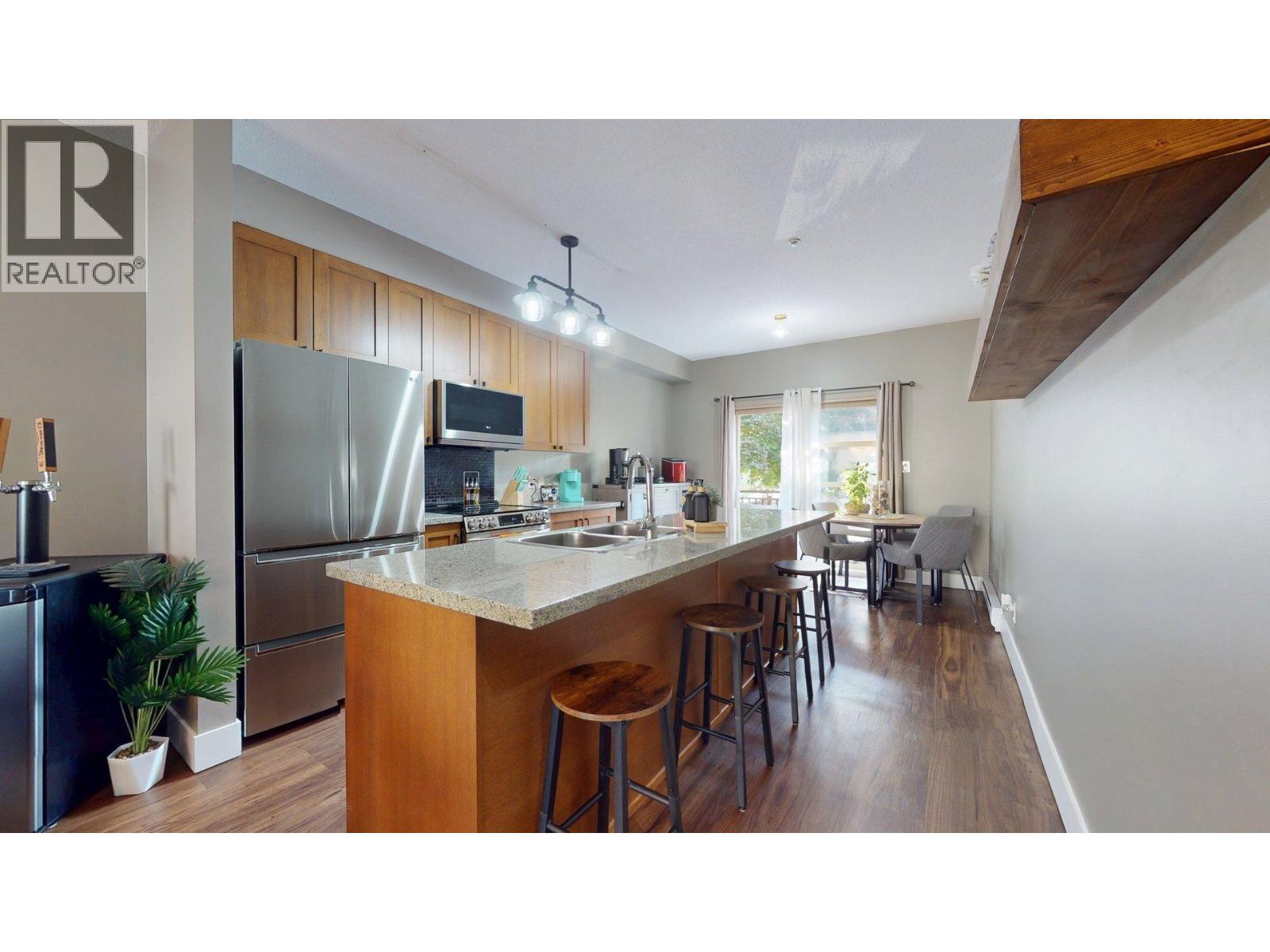 1274 STONEMOUNT PLACE, Squamish