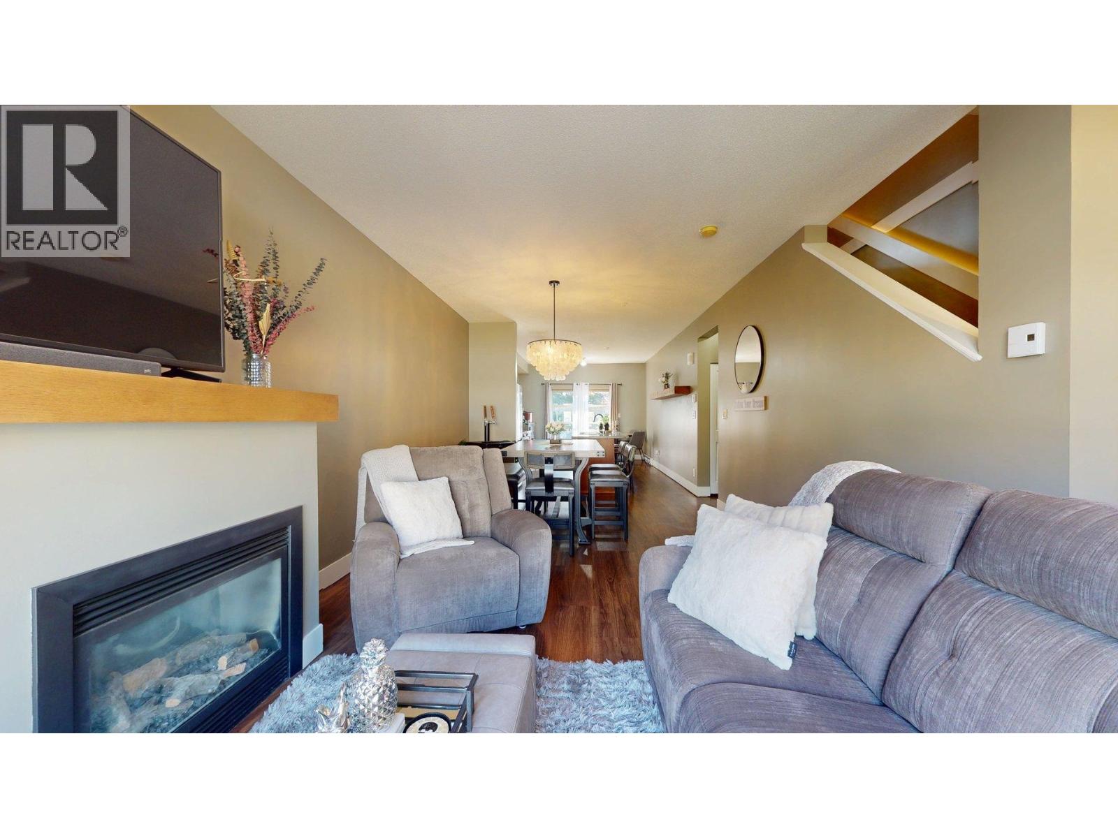 1274 STONEMOUNT PLACE, Squamish