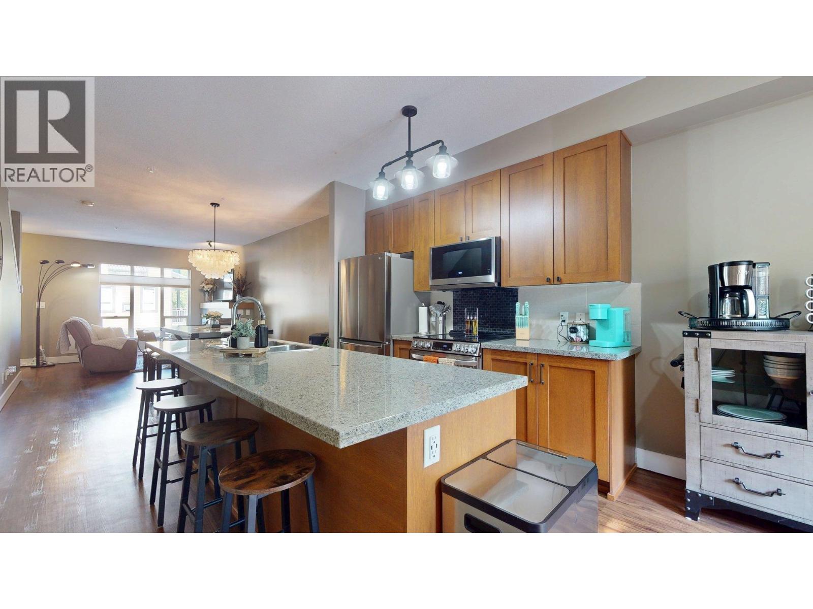 1274 STONEMOUNT PLACE, Squamish