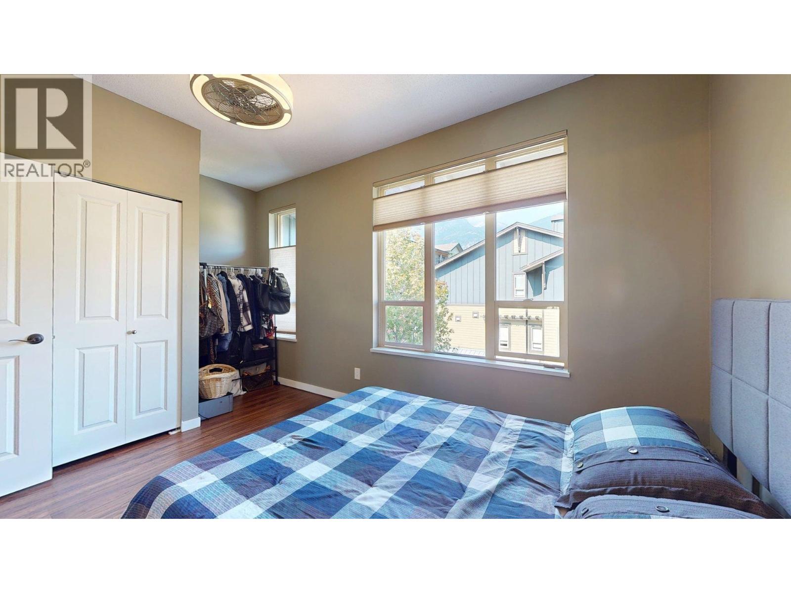 1274 STONEMOUNT PLACE, Squamish