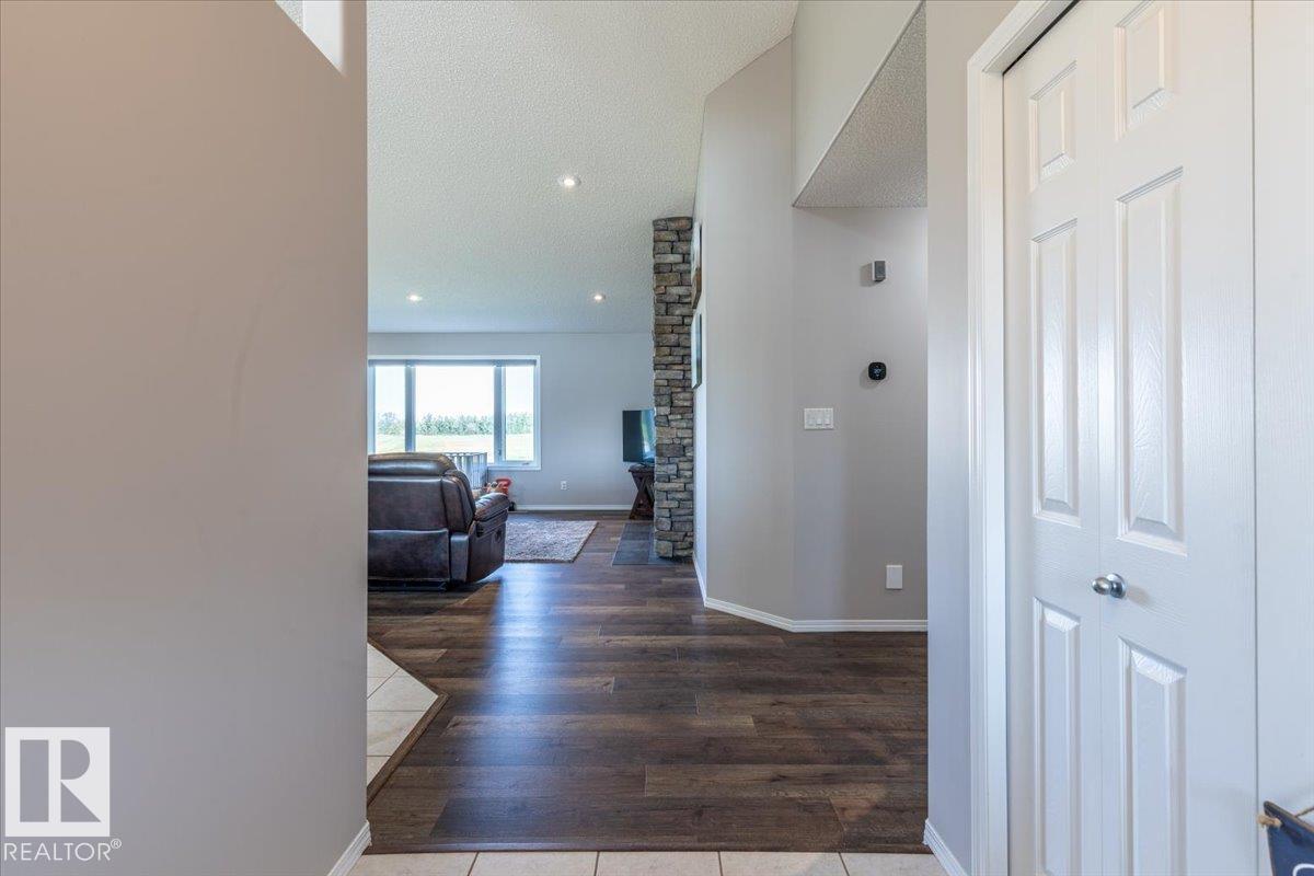 27318 TWP ROAD 482, Rural Leduc County