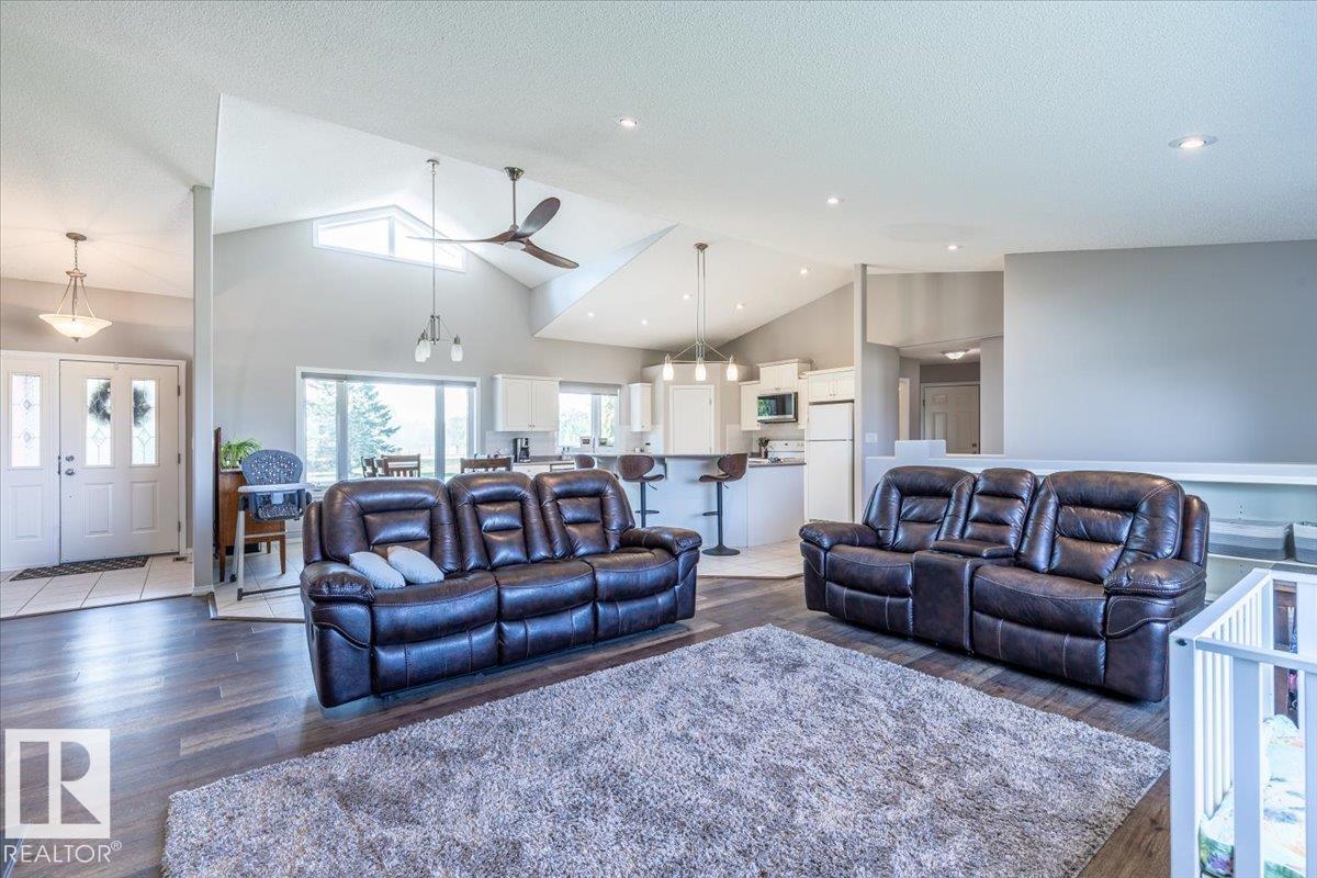 27318 TWP ROAD 482, Rural Leduc County