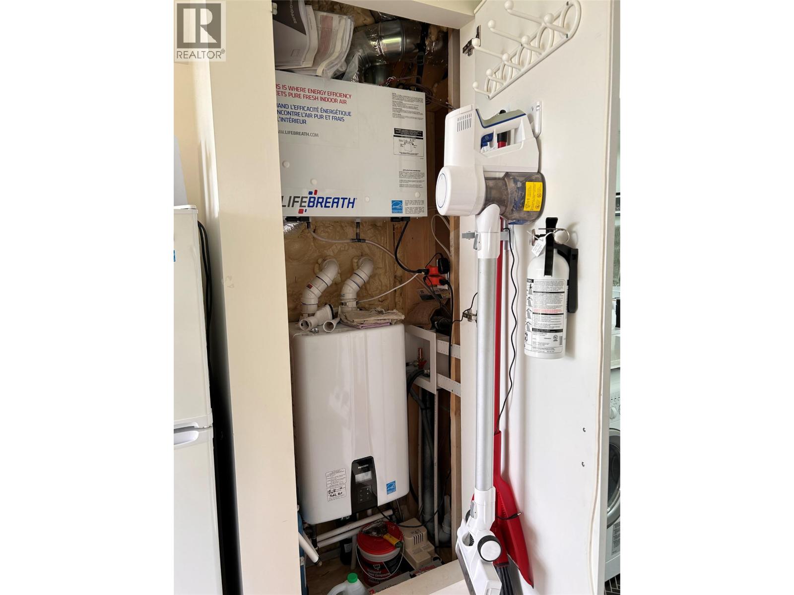 2715 3B HIGHWAY - 51