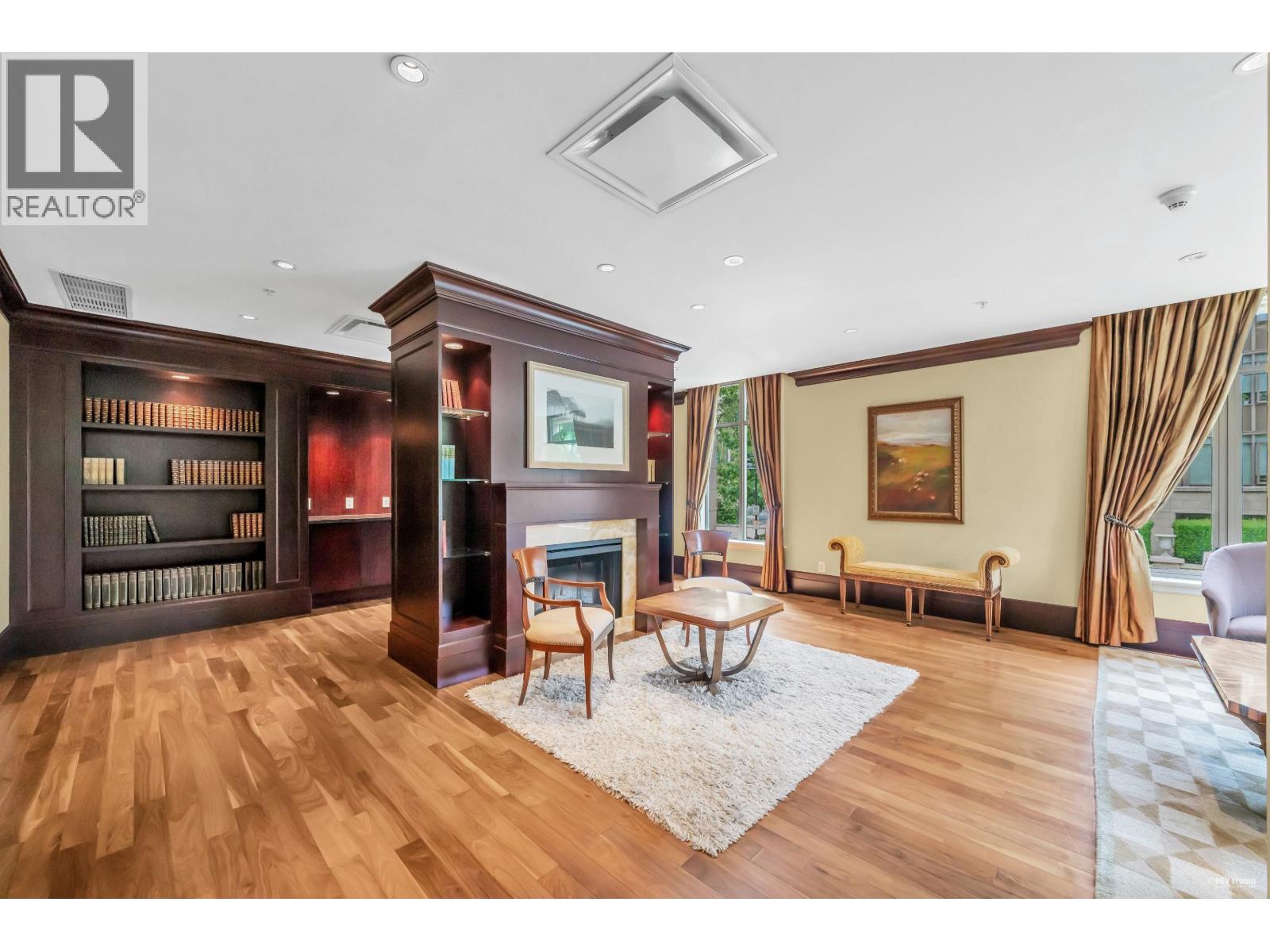 202 533 WATERS EDGE CRESCENT, West Vancouver