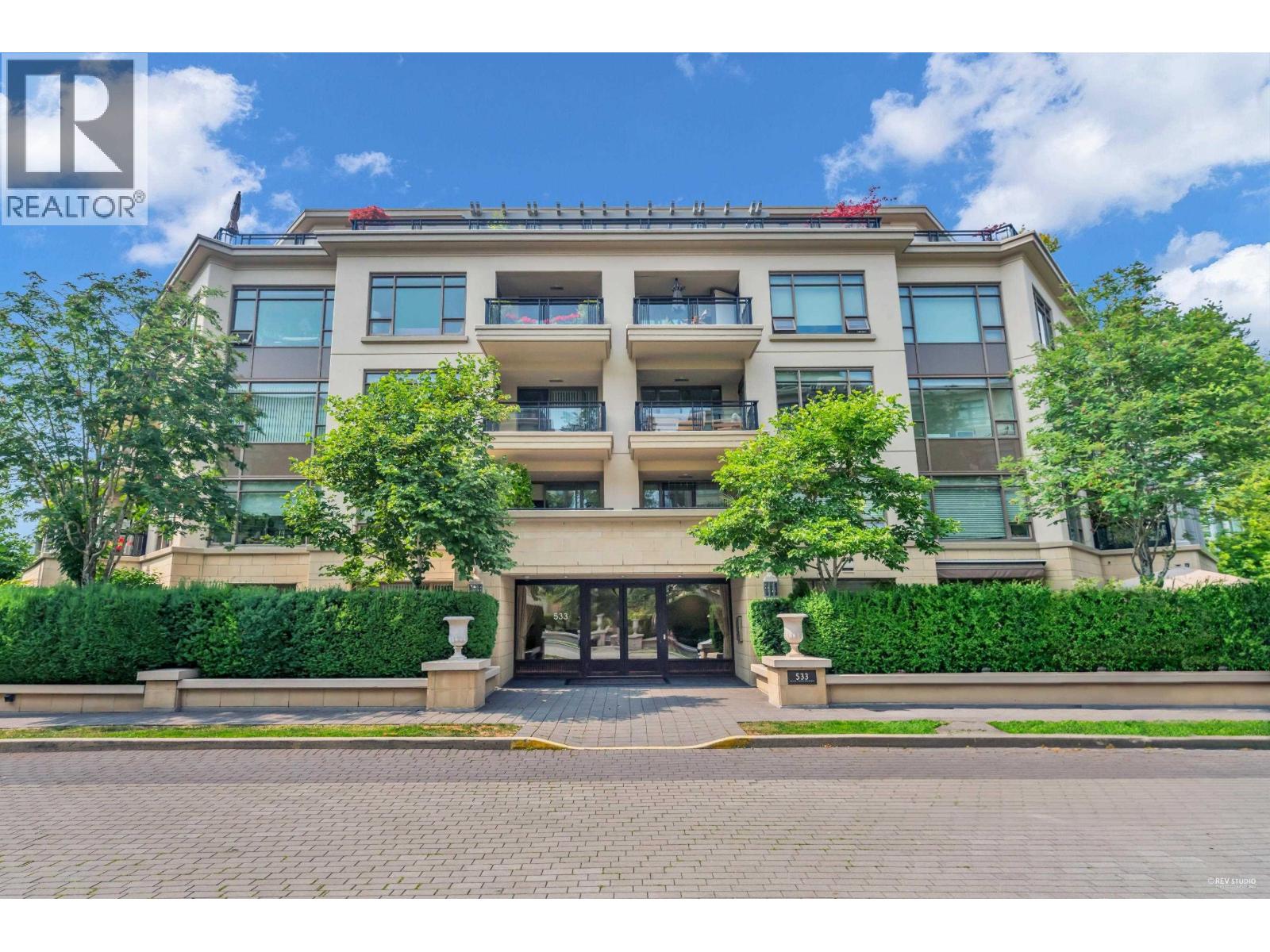 202 533 WATERS EDGE CRESCENT, West Vancouver