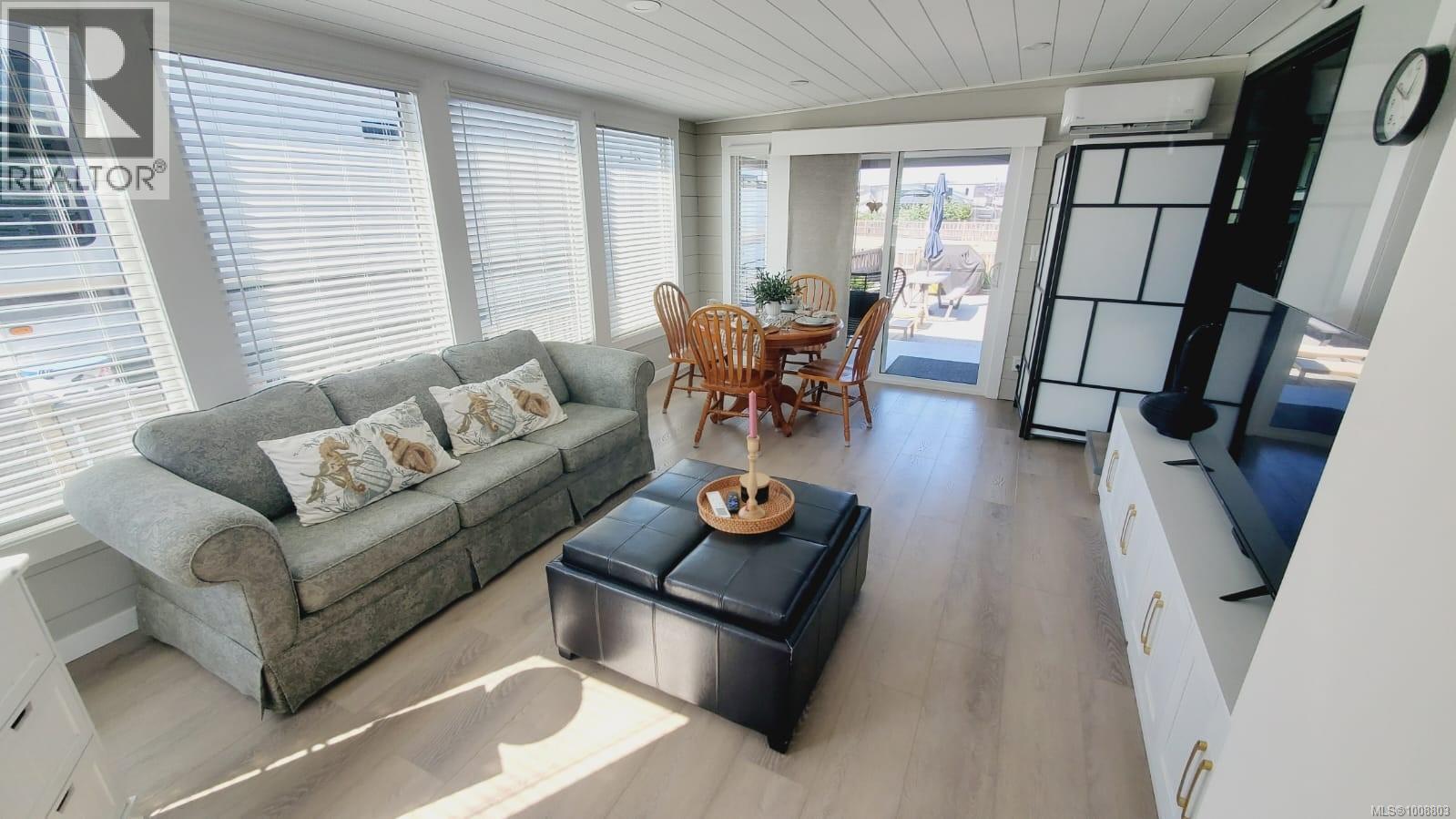 C279 200 Corfield St N, Parksville