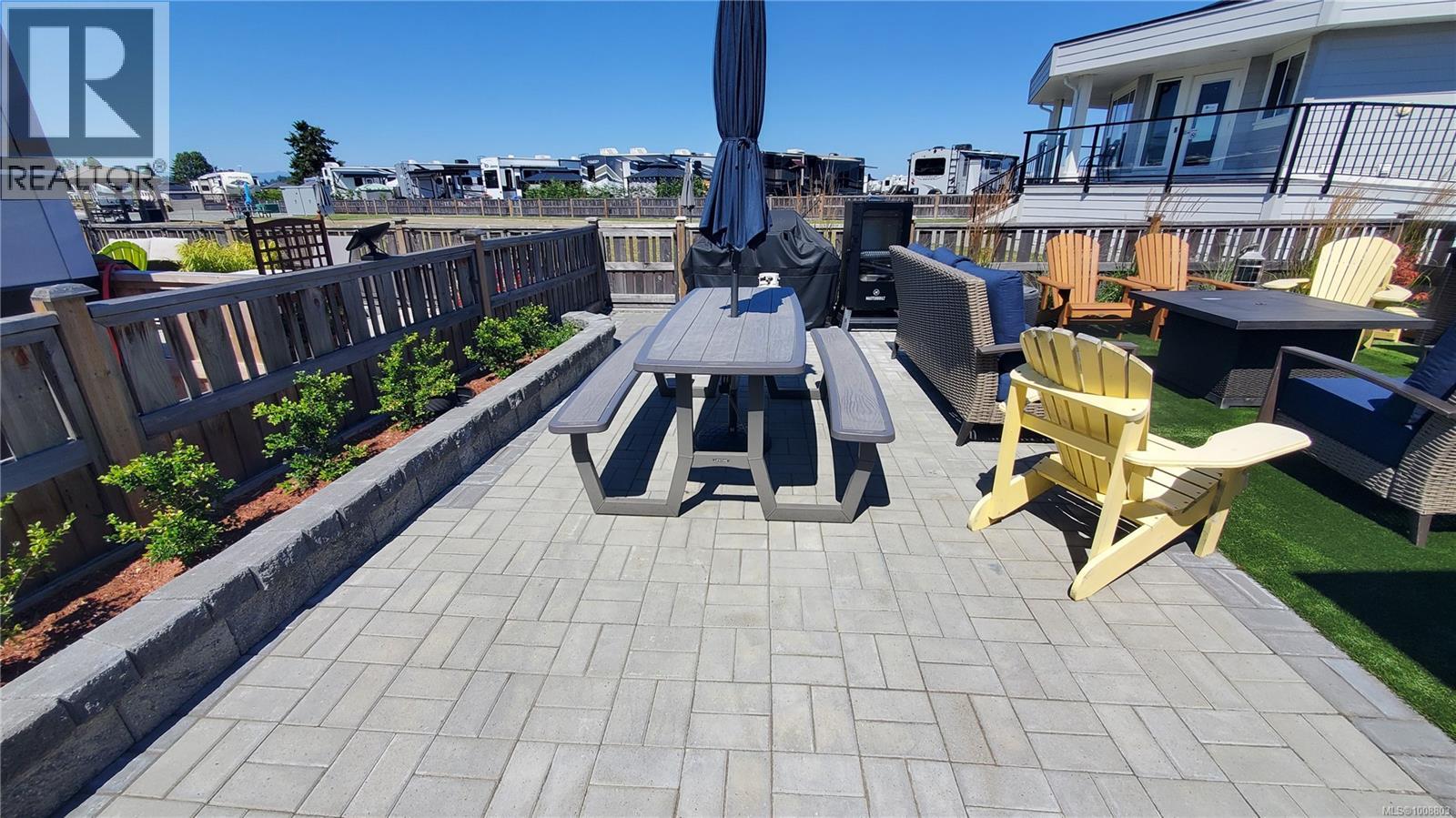 C279 200 Corfield St N, Parksville