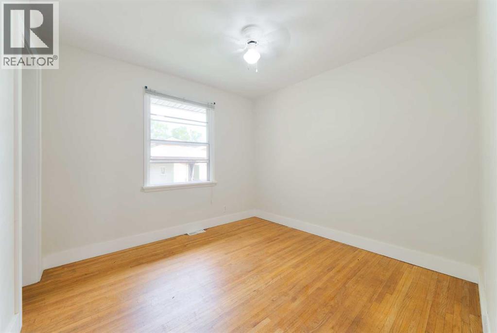 Single Family House Bungalow for Sale in  Tavender Road NW Thorncliffe Calgary 