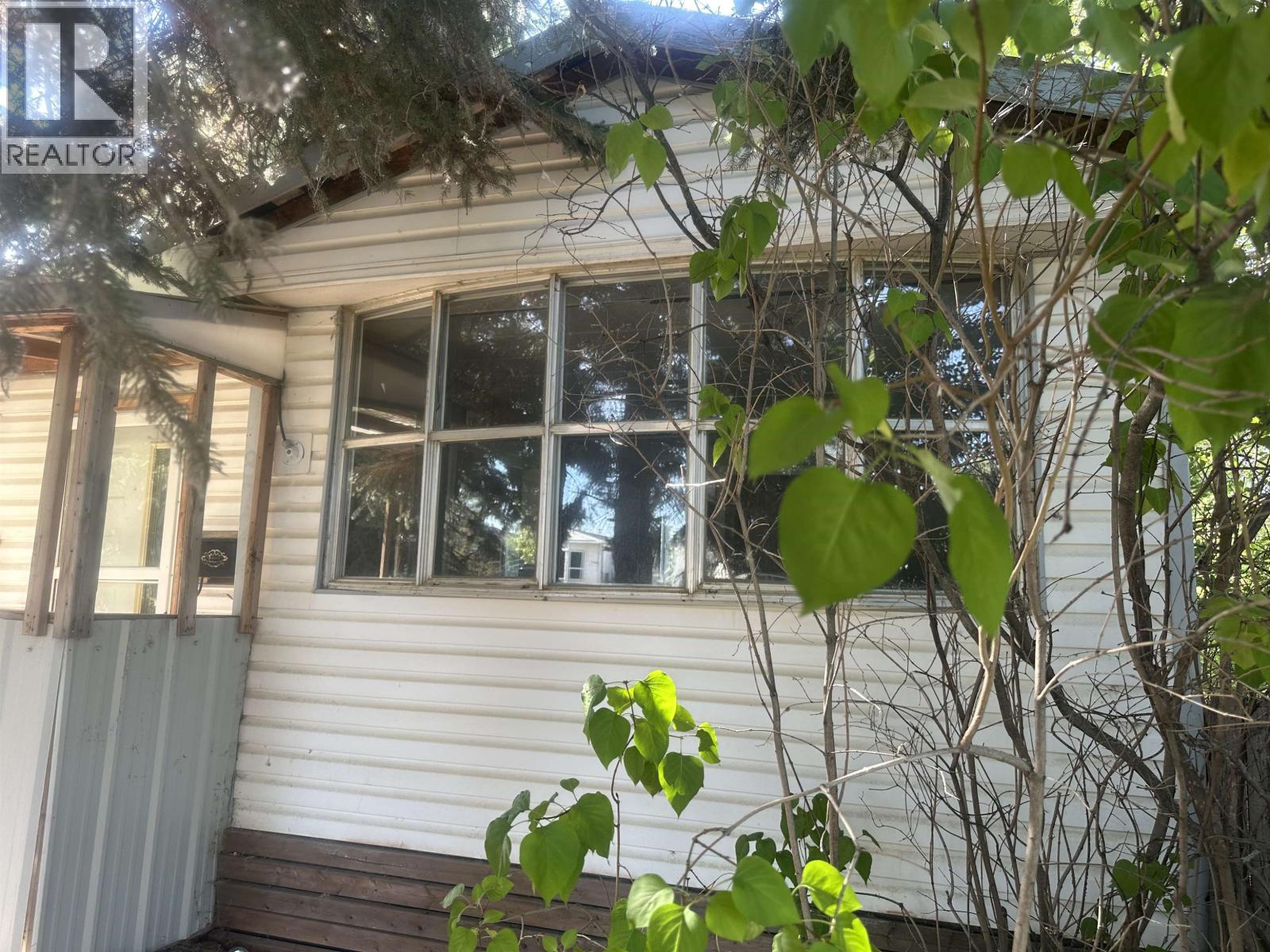 8724 75 STREET, Fort St. John