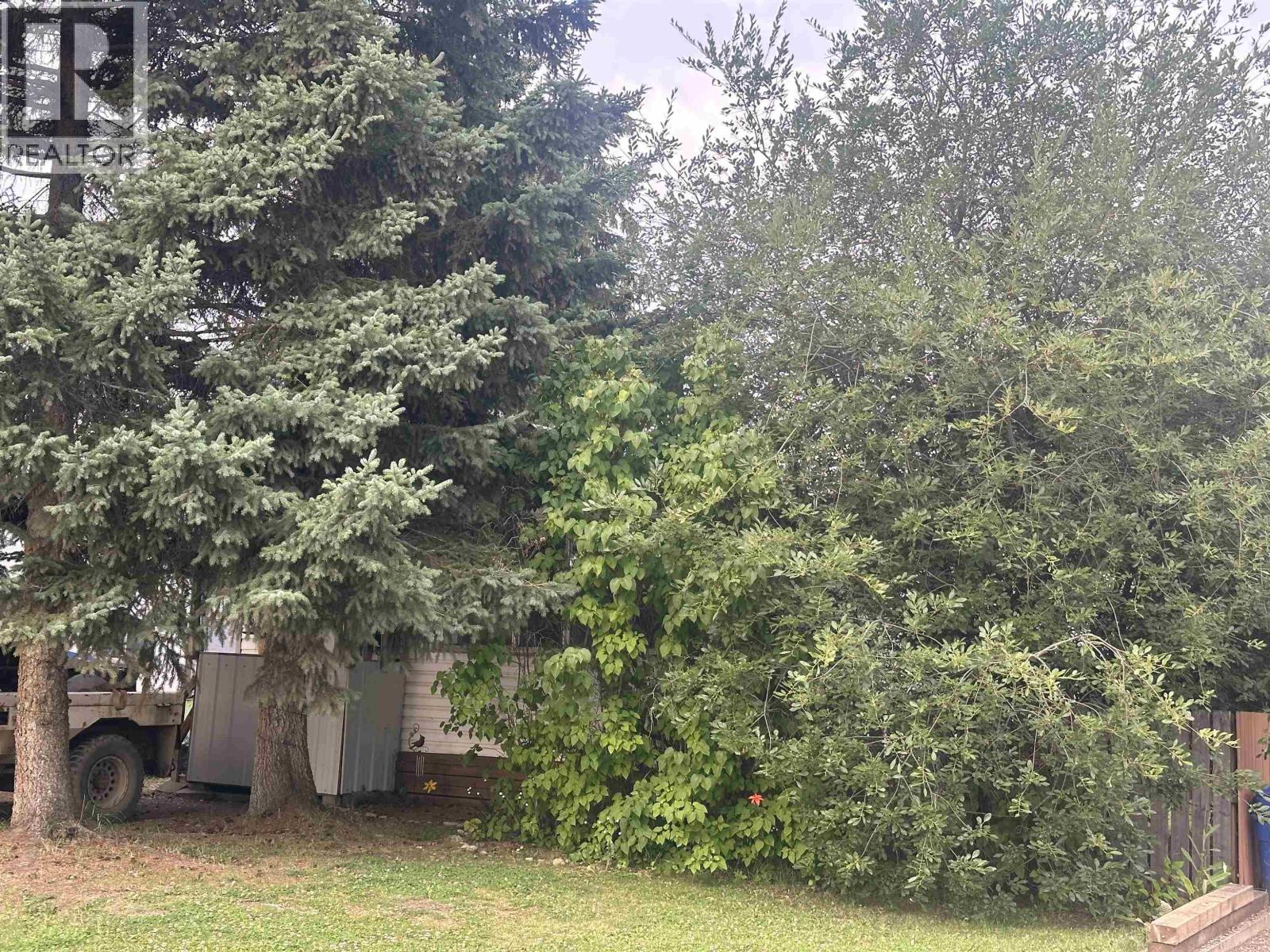 8724 75 STREET, Fort St. John