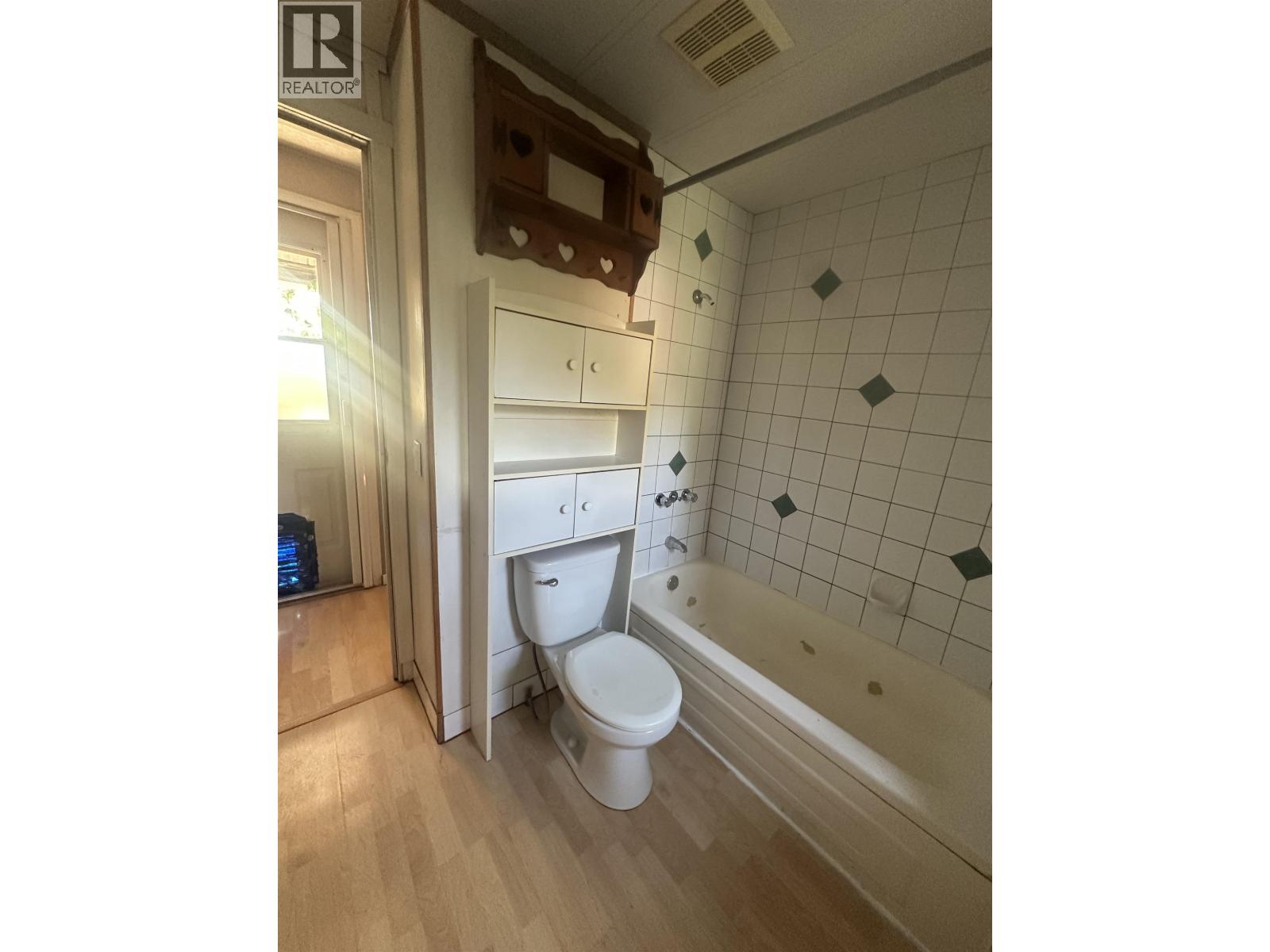 8724 75 STREET, Fort St. John