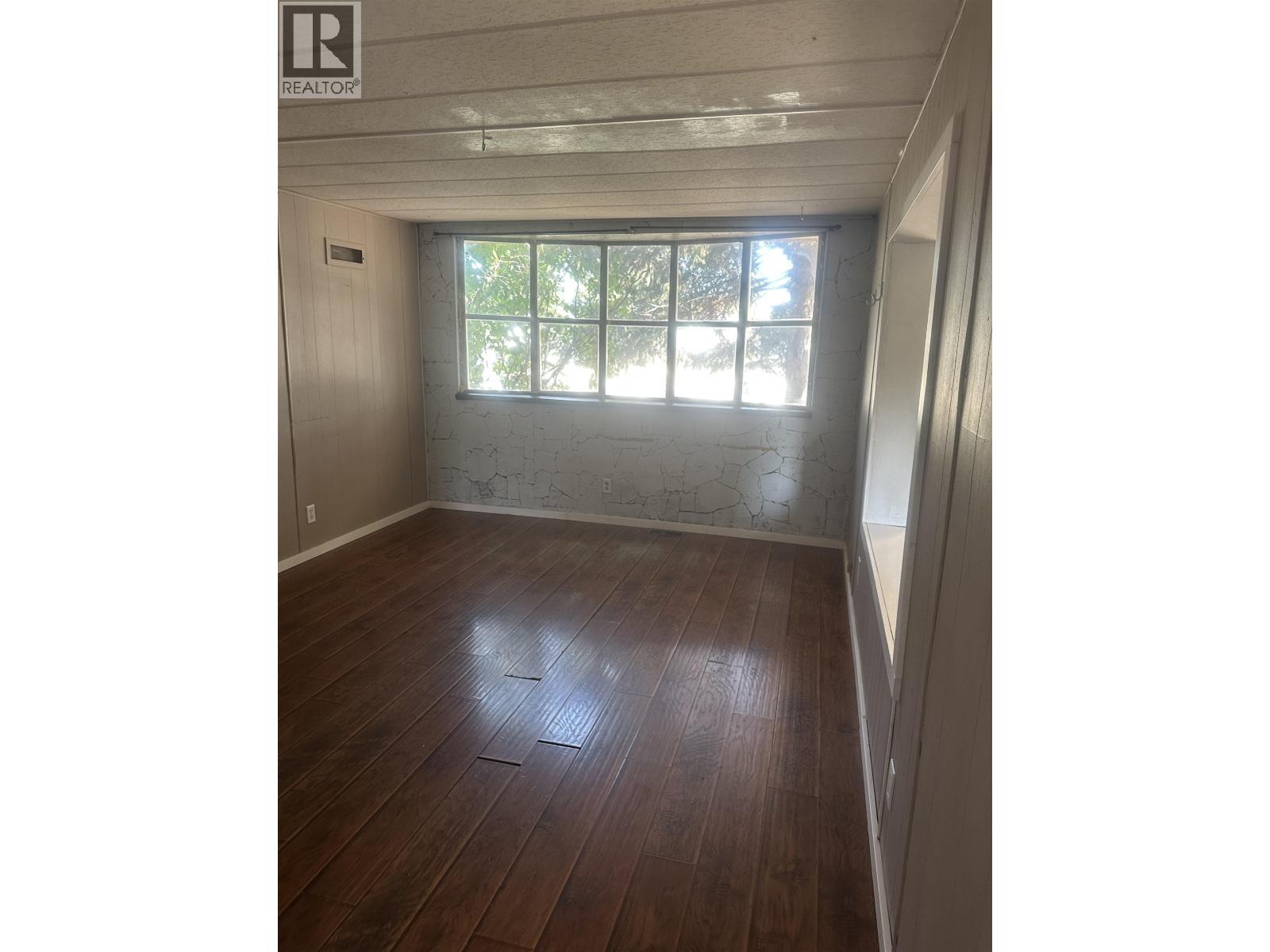 8724 75 STREET, Fort St. John