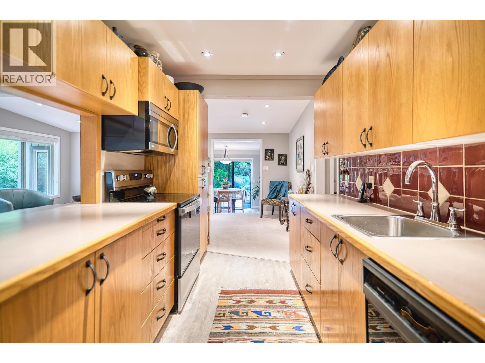 8096 WILDWOOD ROAD, Halfmoon Bay