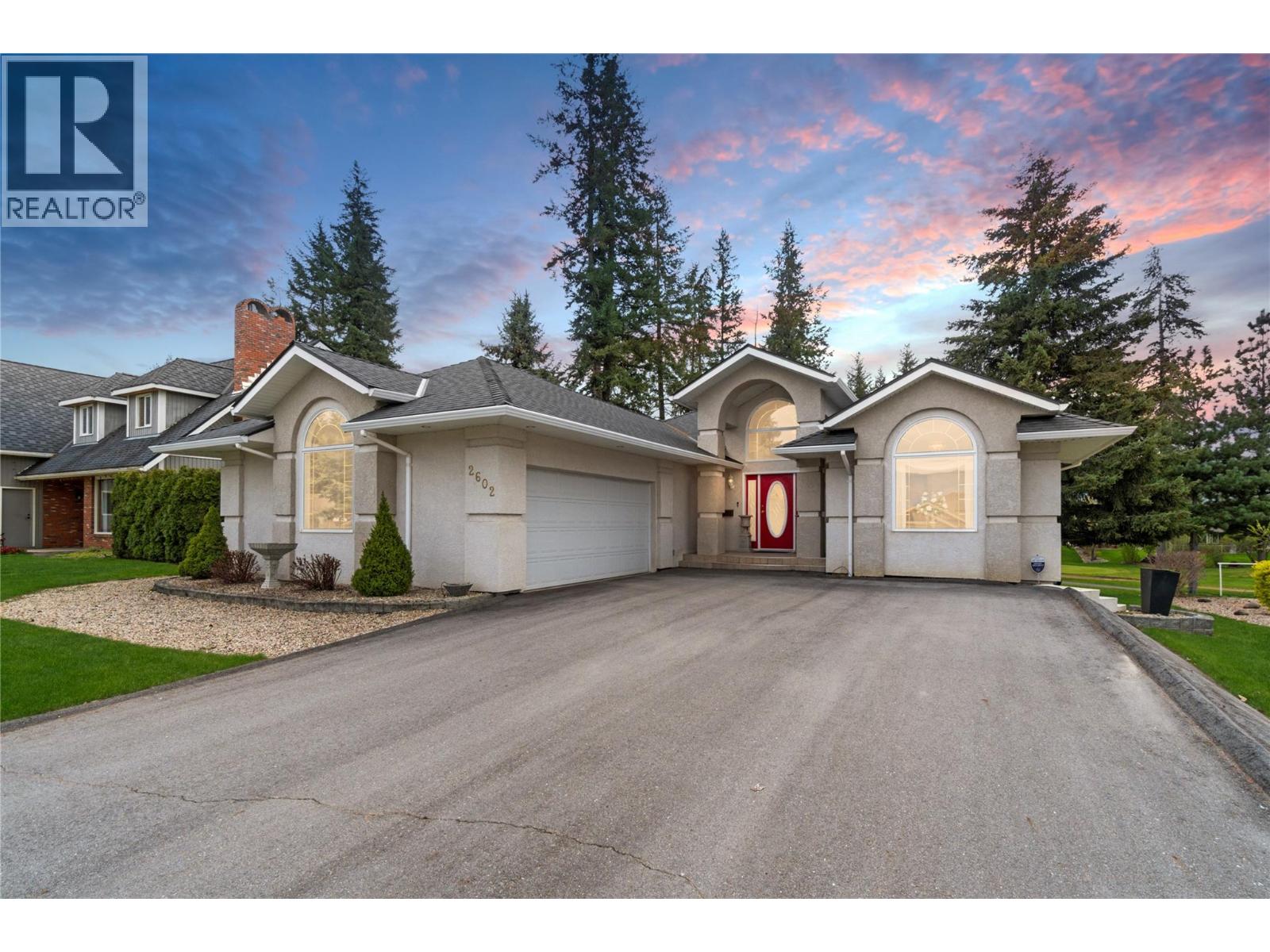 2602 Golf Course Drive, Blind Bay