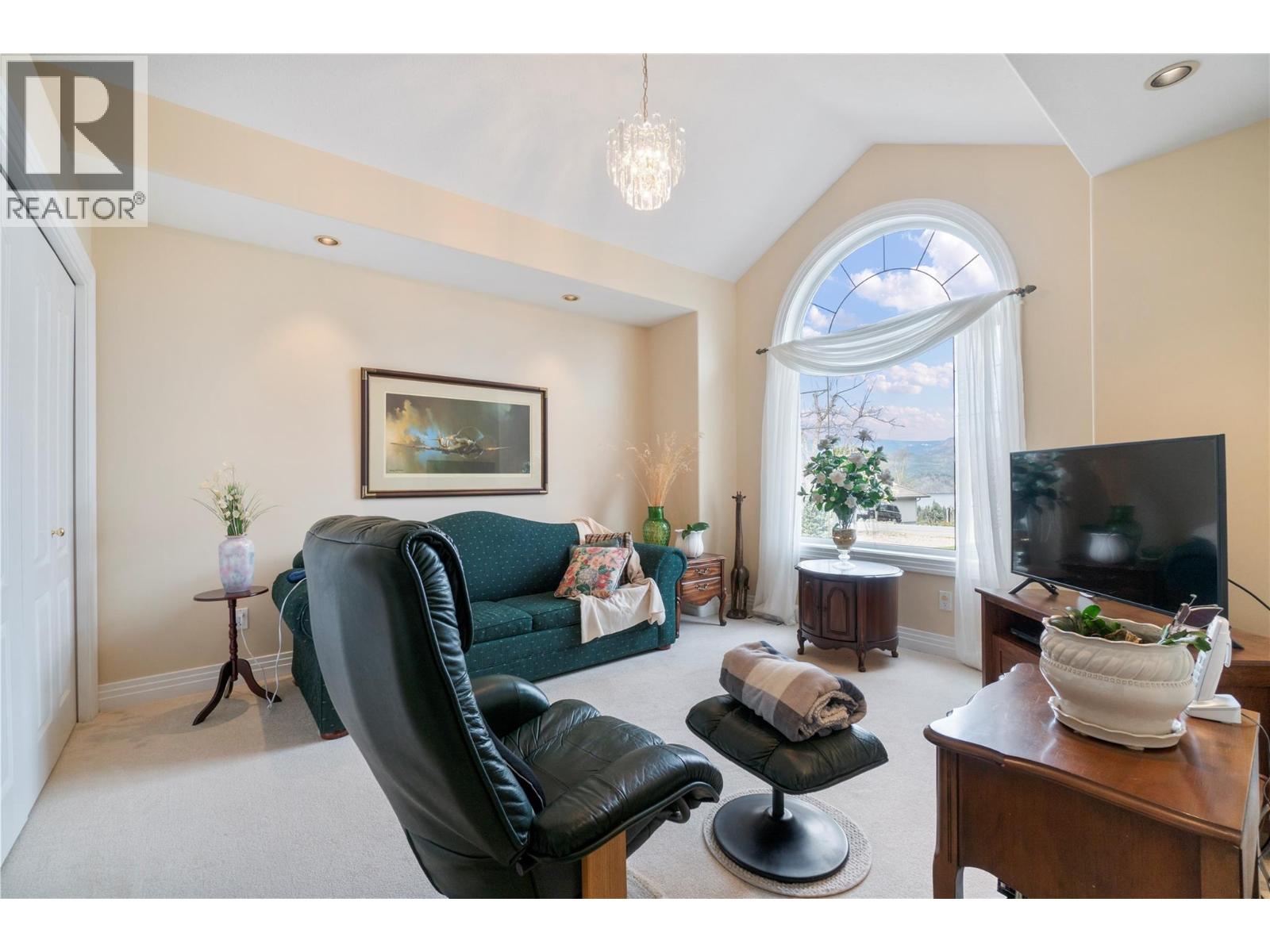 2602 Golf Course Drive, Blind Bay