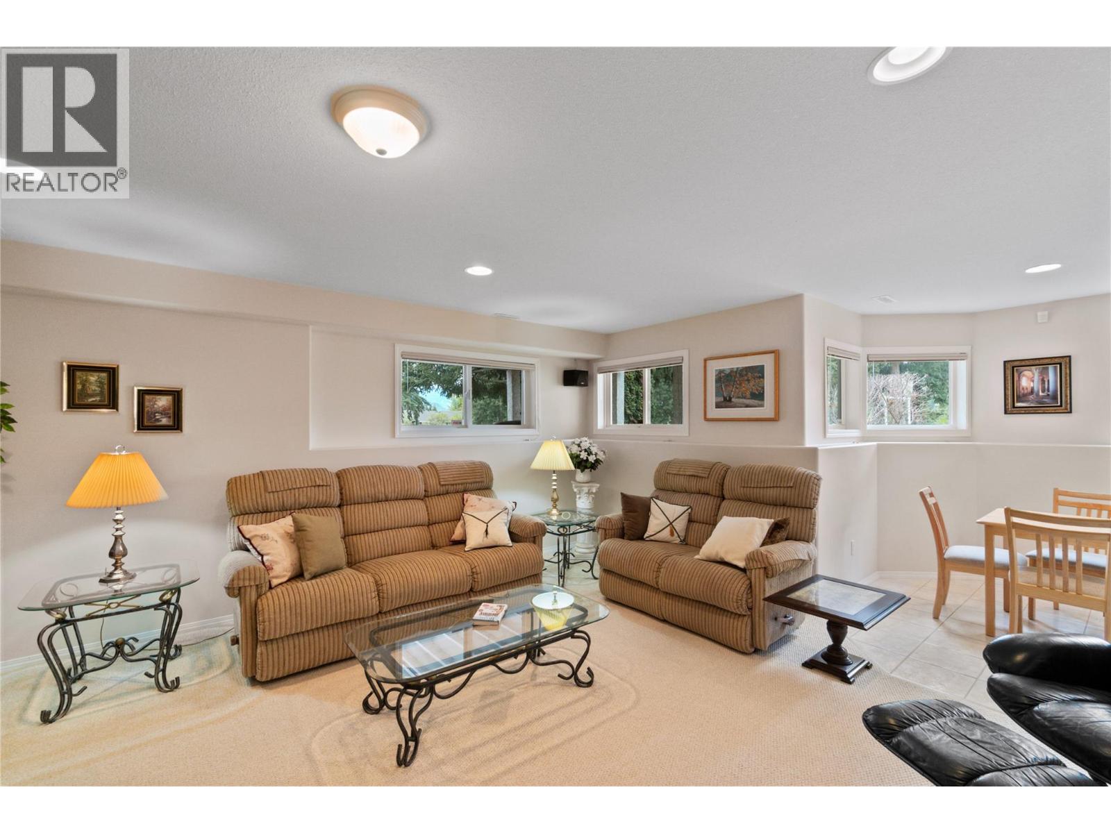 2602 Golf Course Drive, Blind Bay