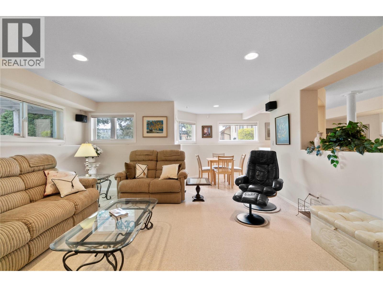 2602 Golf Course Drive, Blind Bay