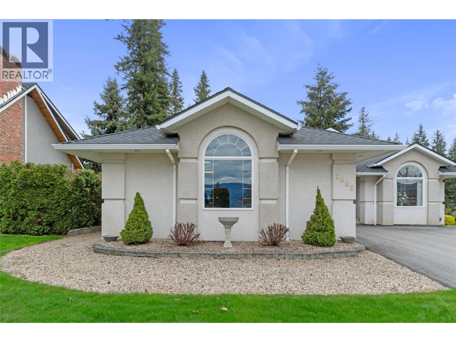 2602 Golf Course Drive, Blind Bay