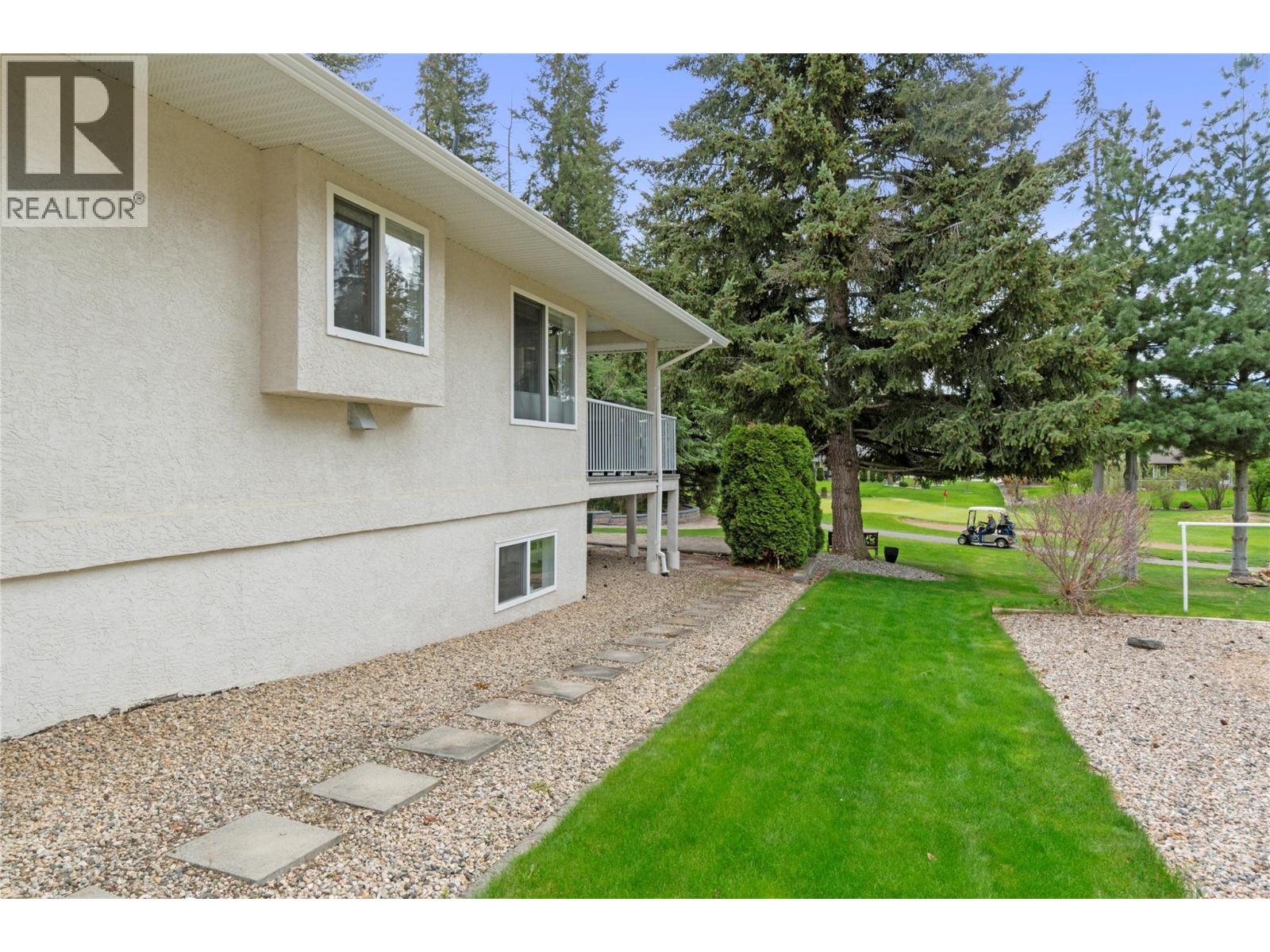 2602 Golf Course Drive, Blind Bay