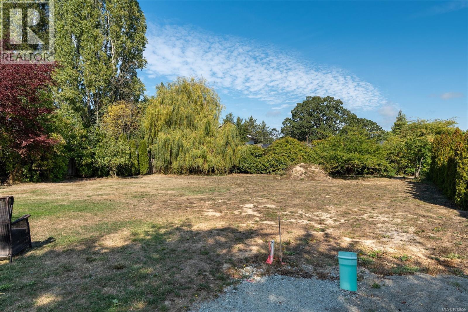 1208 Marchant Rd, Central Saanich
