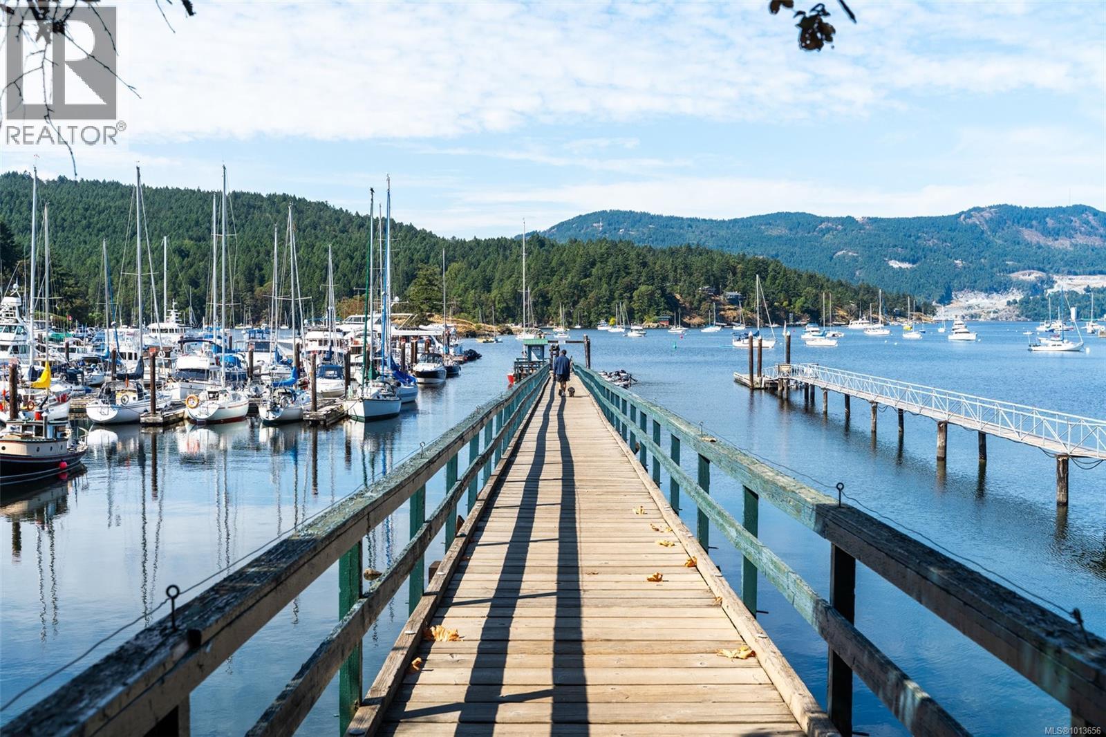 1208 Marchant Rd, Central Saanich