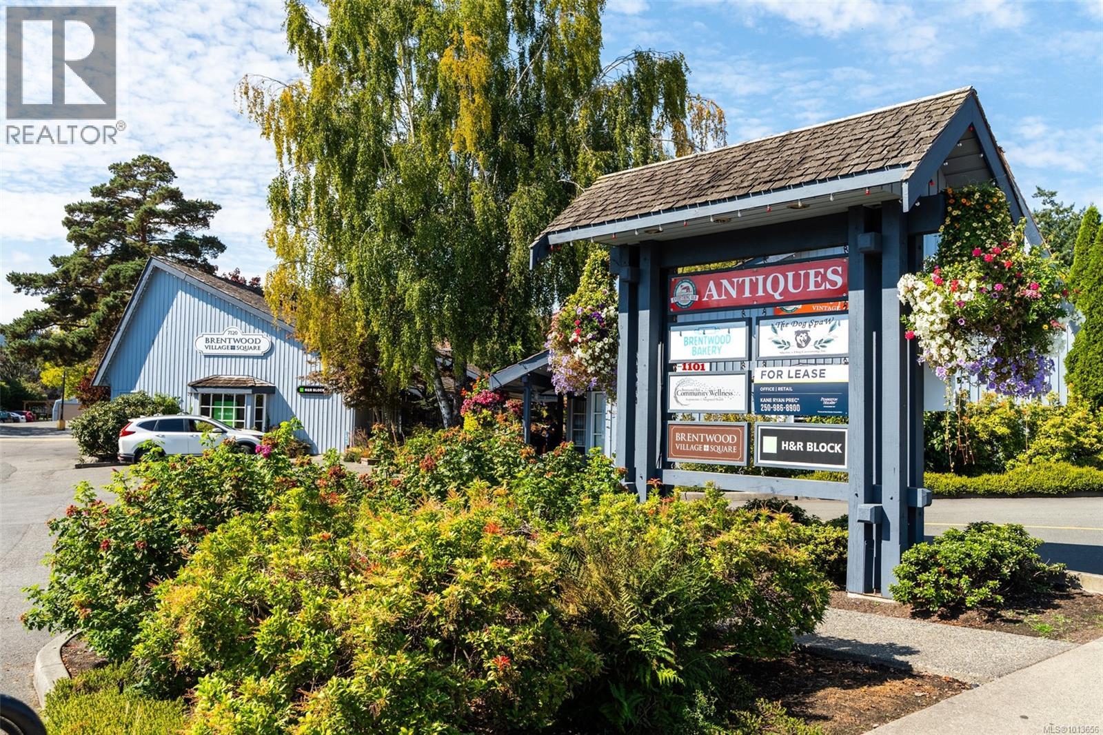 1208 Marchant Rd, Central Saanich