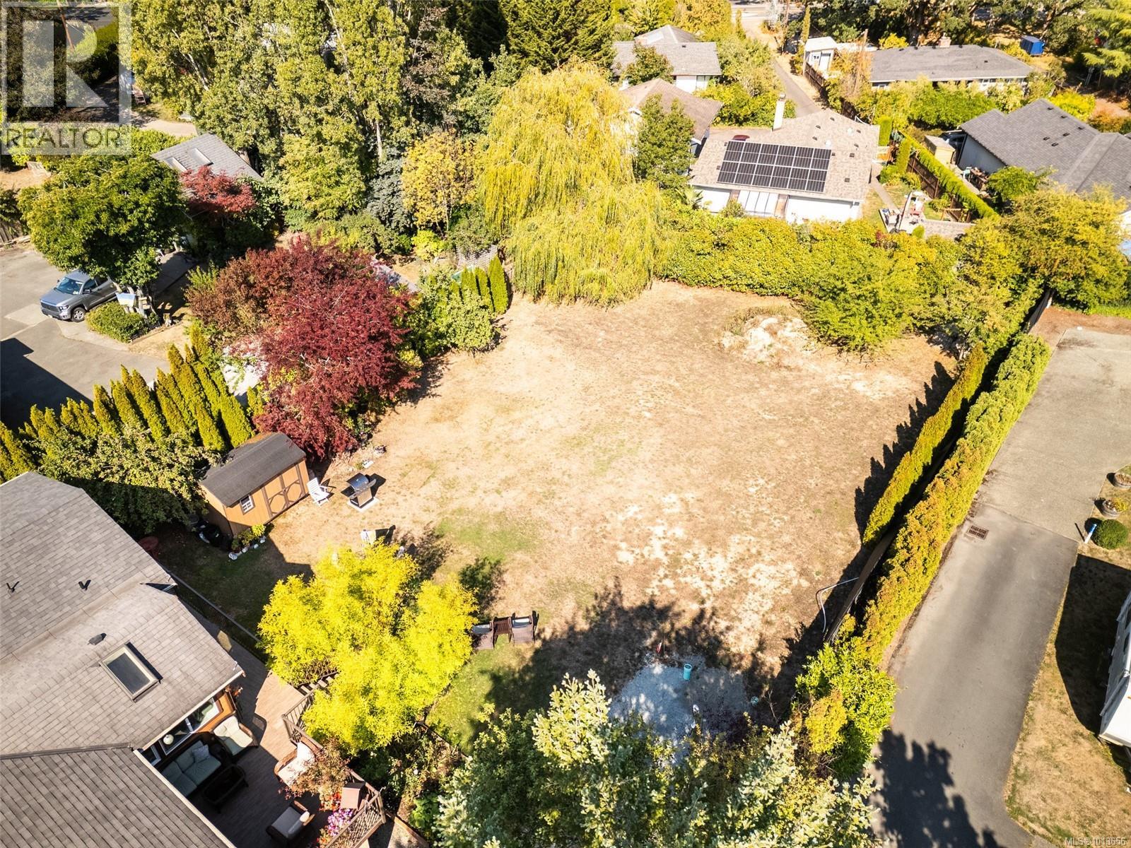 1208 Marchant Rd, Central Saanich