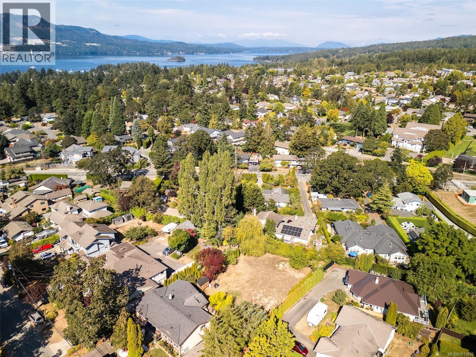 1208 Marchant Rd, Central Saanich