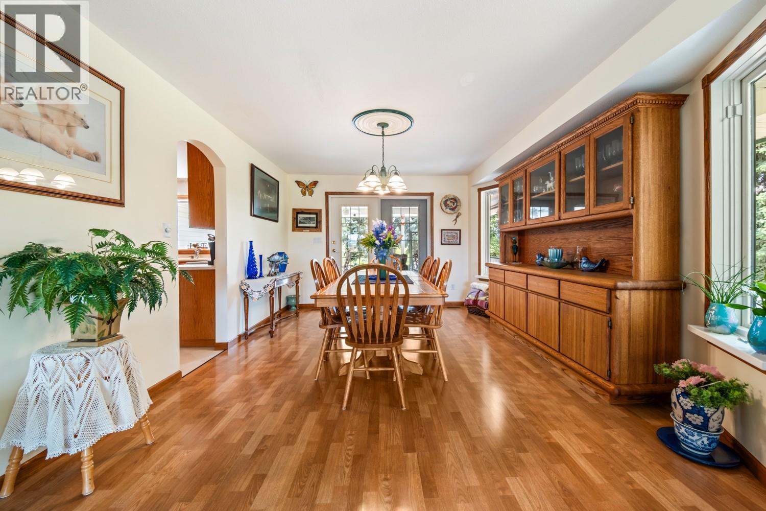 135 Pleasant Valley Cross Road, Armstrong