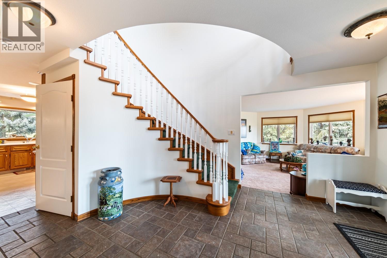 135 Pleasant Valley Cross Road, Armstrong