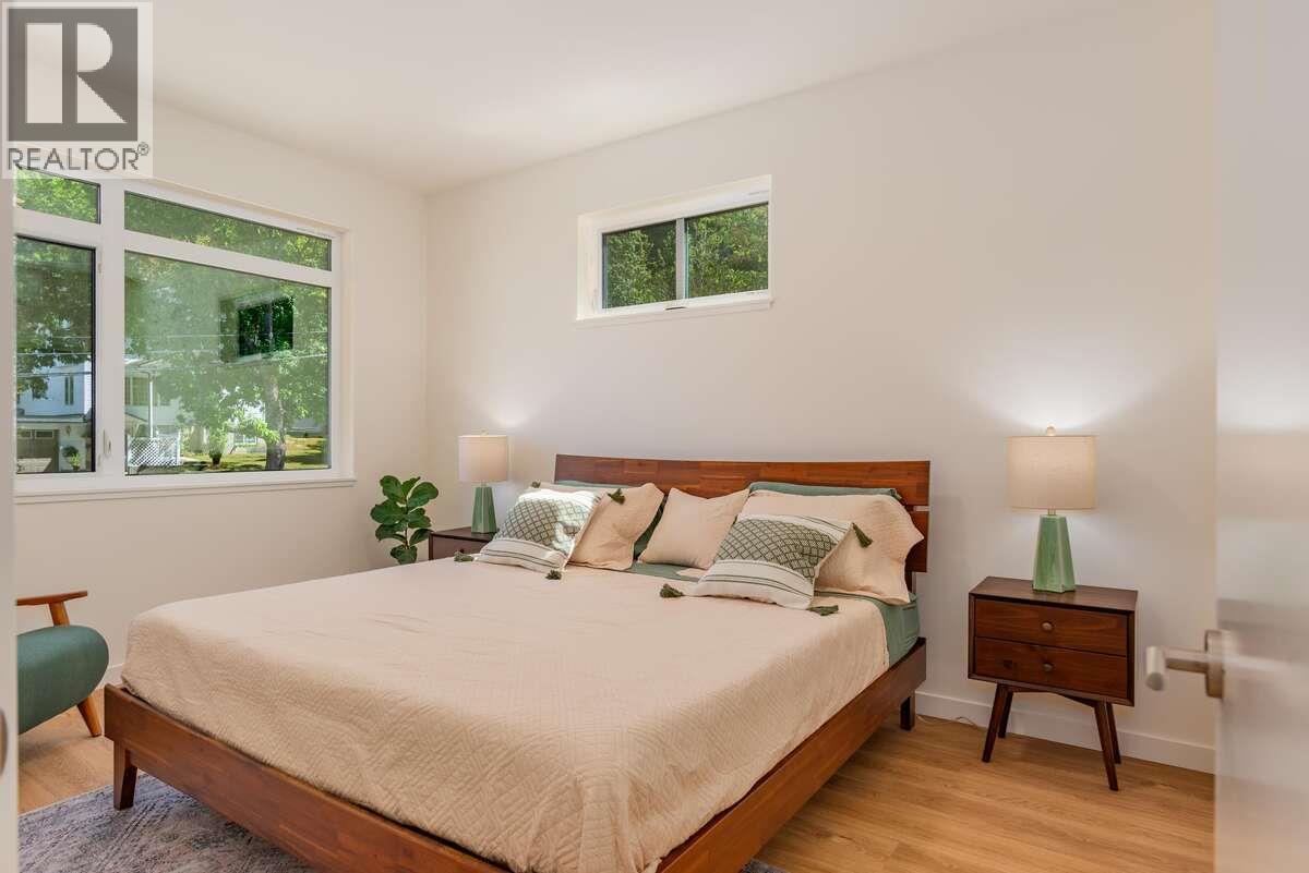 2222 Falls Street Unit# B, Nelson