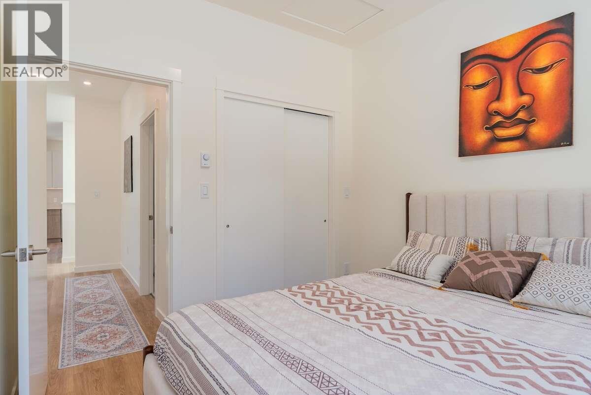 2222 Falls Street Unit# B, Nelson