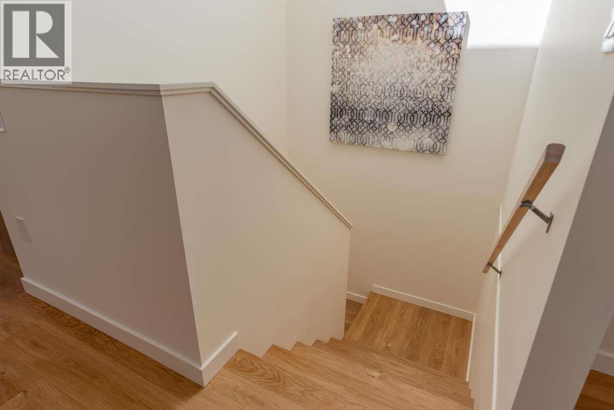 2222 Falls Street Unit# B, Nelson