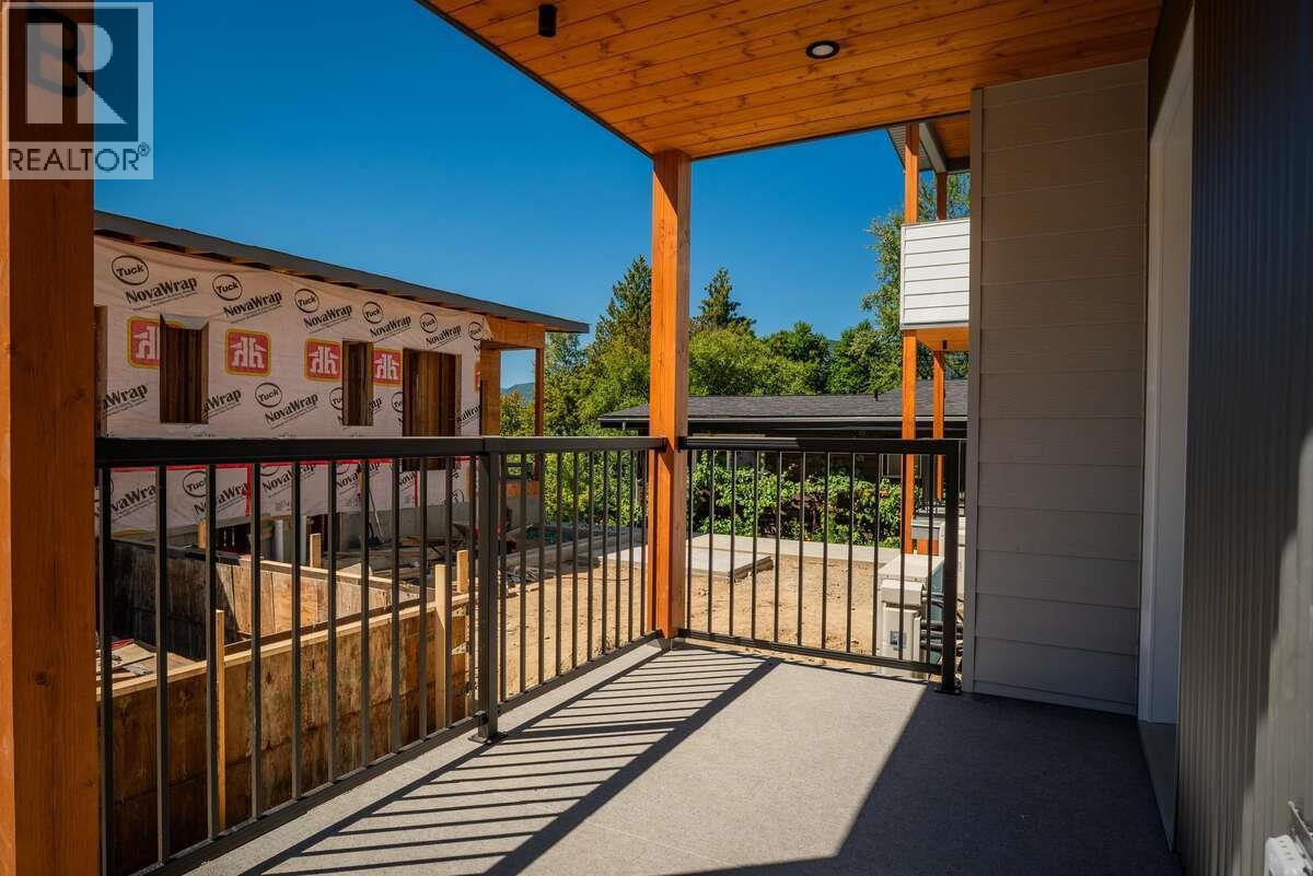 2222 Falls Street Unit# B, Nelson