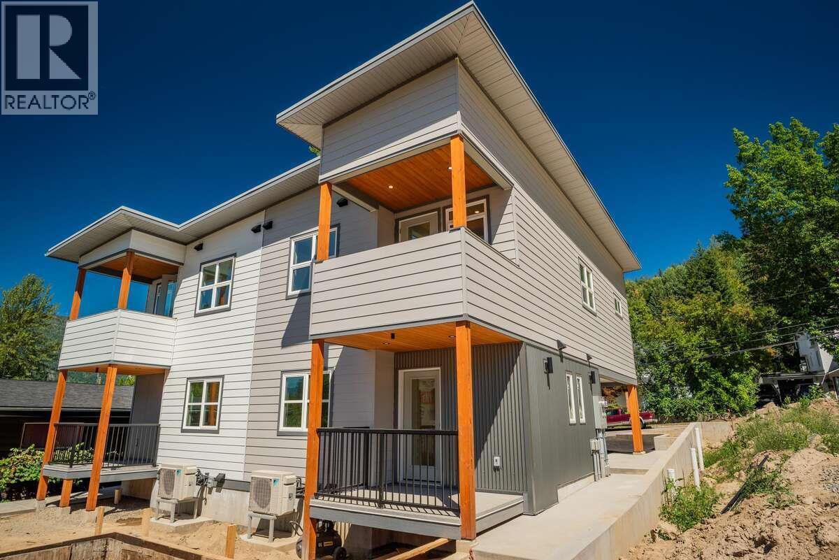 2222 Falls Street Unit# B, Nelson