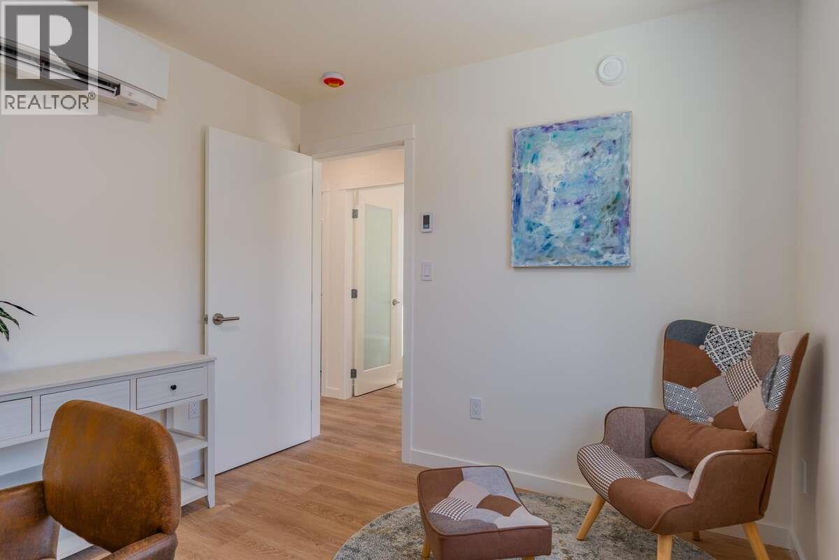 2222 Falls Street Unit# B, Nelson